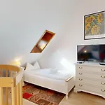 Fewos Direkt Am Strand , Mit Balkon Und Teilweise Mit Meerblick, Haus Strelasund, Binz