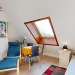 Fewos Direkt Am Strand , Mit Balkon Und Teilweise Mit Meerblick, Haus Strelasund, Binz