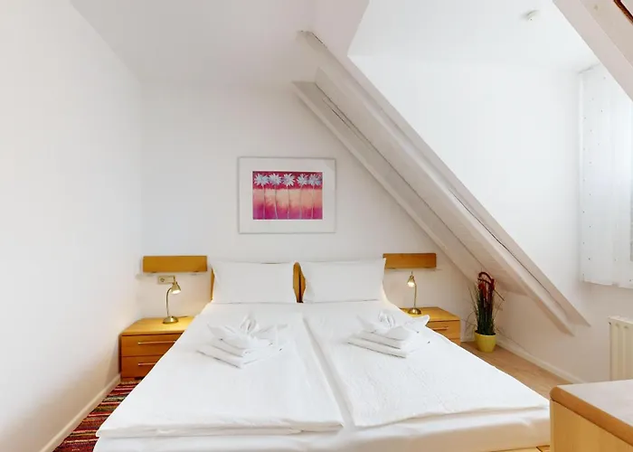 Fewos Direkt Am Strand , Mit Balkon Und Teilweise Mit Meerblick, Haus Strelasund, Binz
