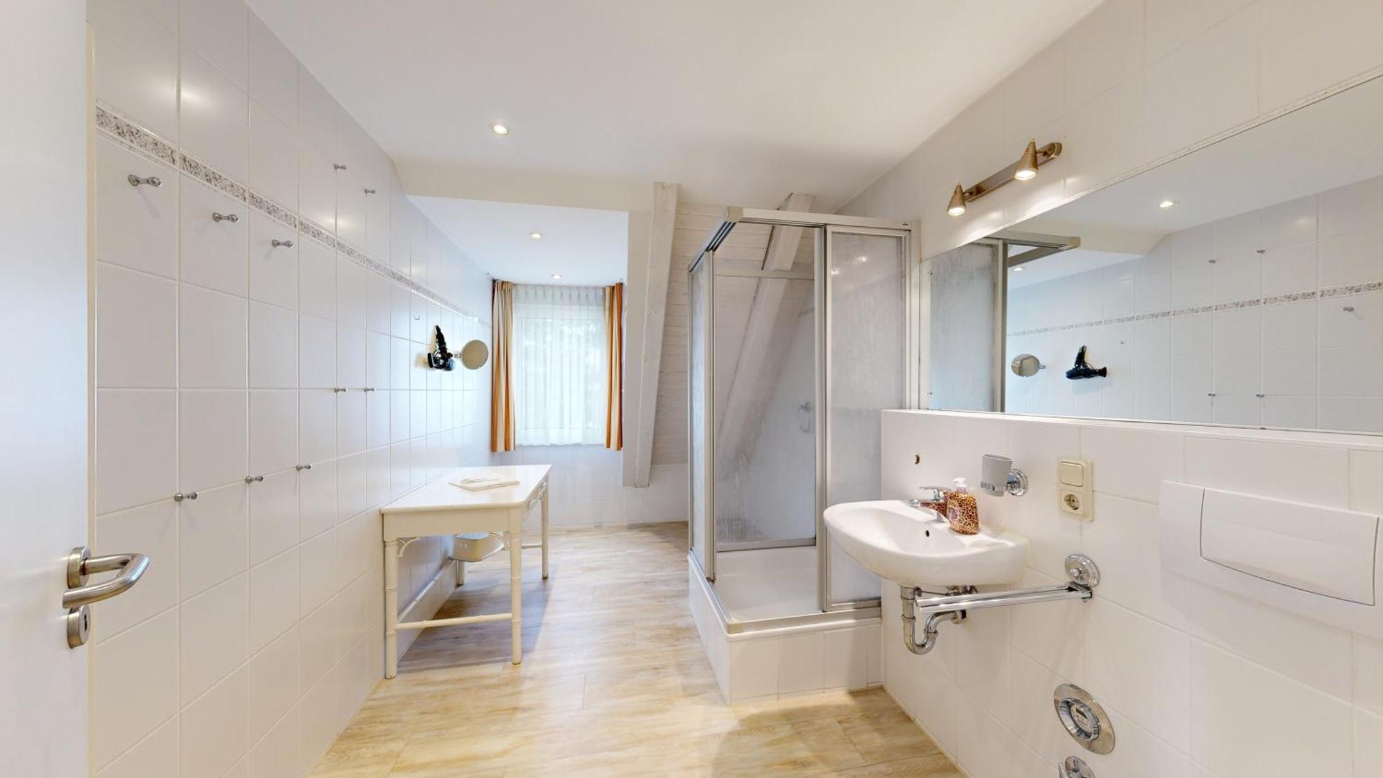 Apartment Fewos Direkt Am , Mit Balkon Und Teilweise Mit Meerblick, Haus Strelasund, *
