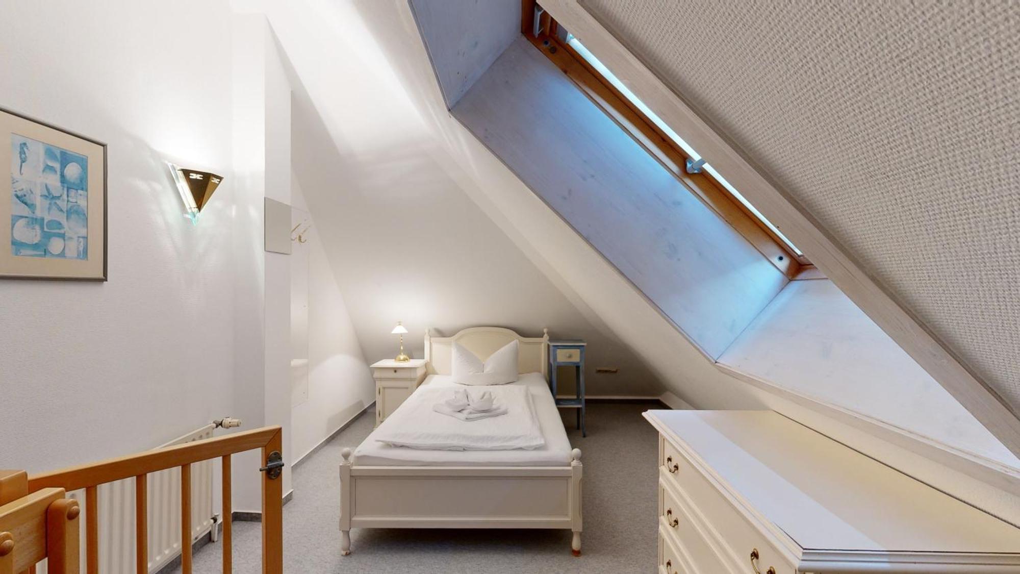 Fewos Direkt Am , Mit Balkon Und Teilweise Mit Meerblick, Haus Strelasund, Apartment Binz