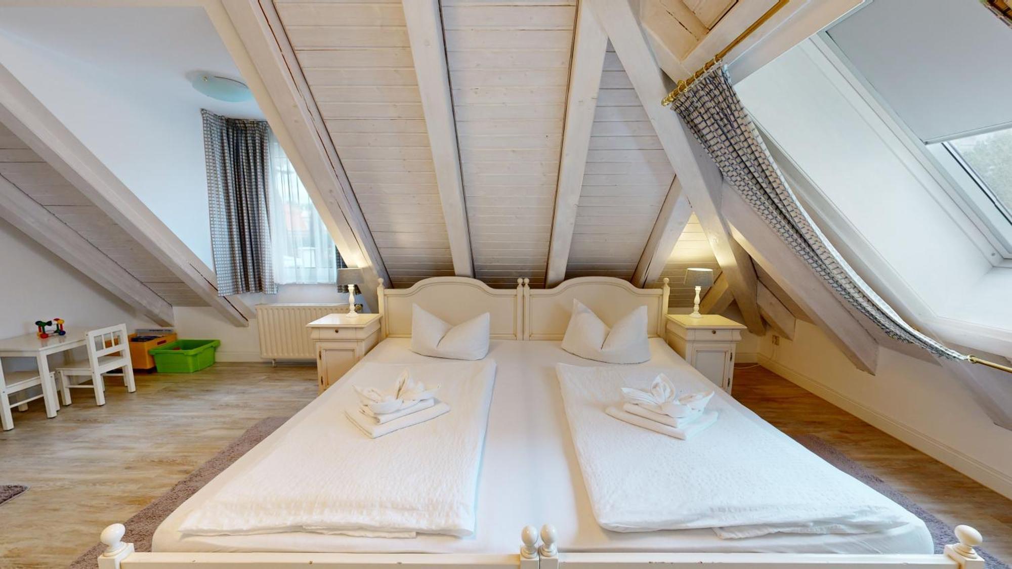 Fewos Direkt Am , Mit Balkon Und Teilweise Mit Meerblick, Haus Strelasund, Apartment Binz